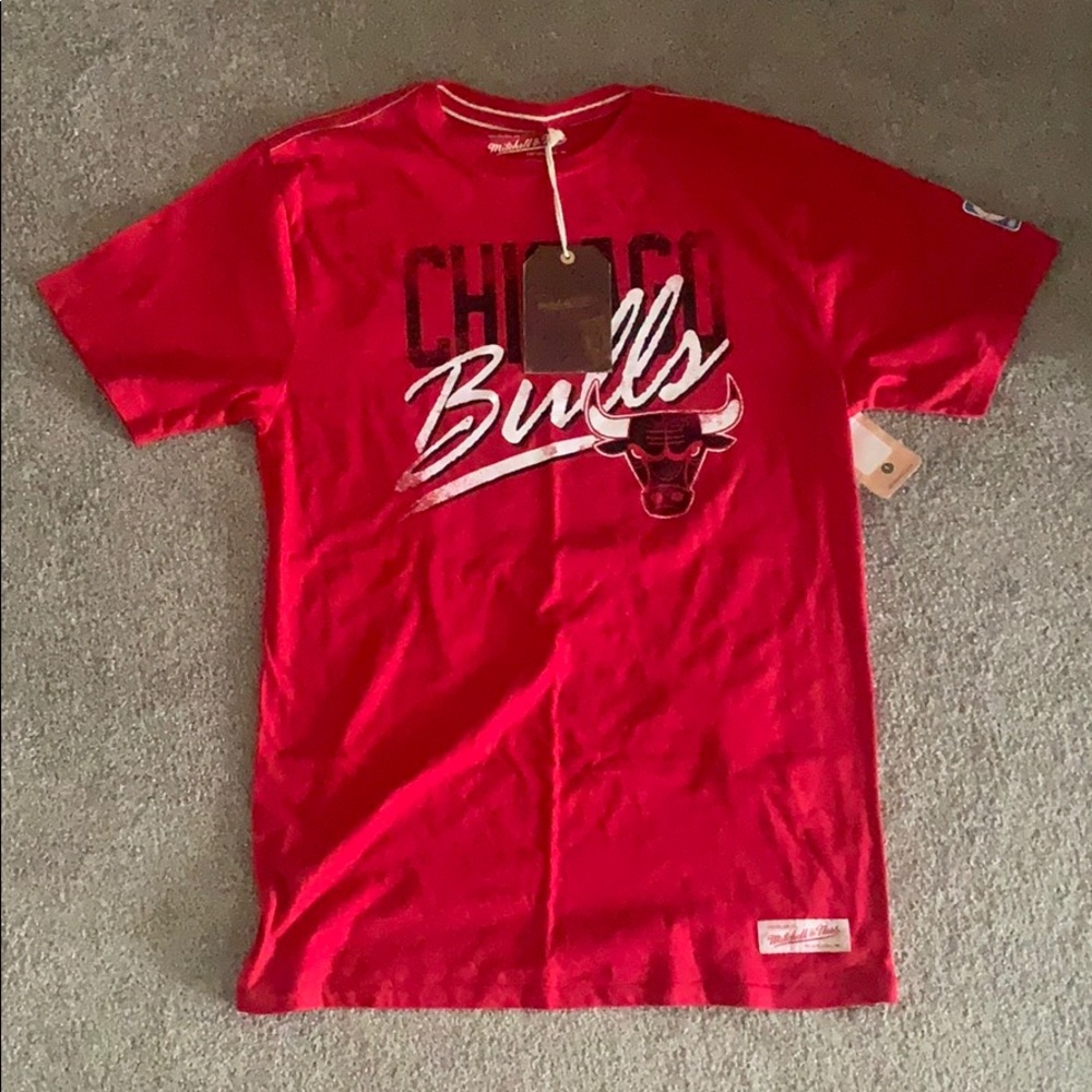Chicago Bulls Shirt Mitchell and Ness Large NWT